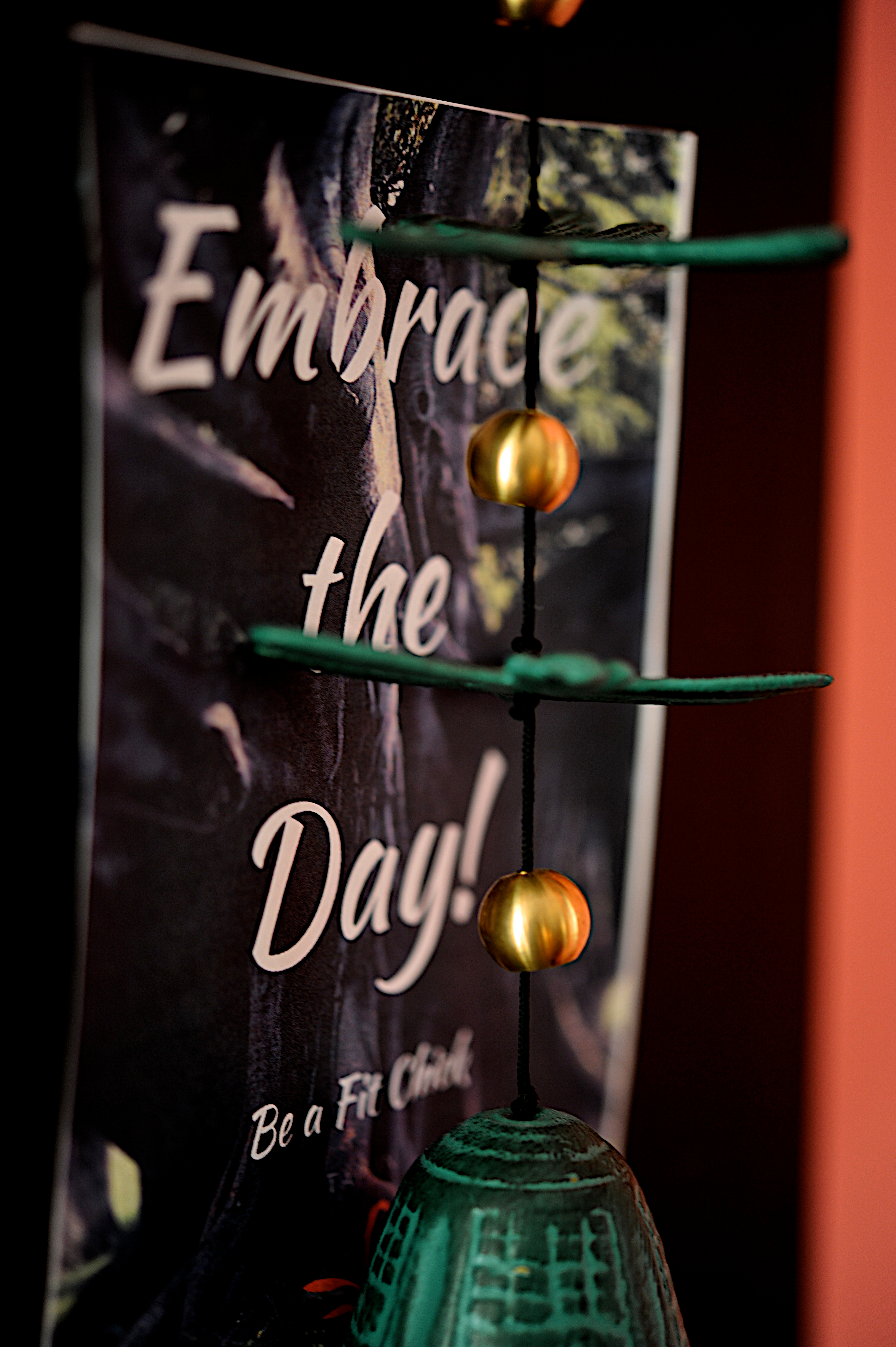 Lobby - Embrace the day2 - WB